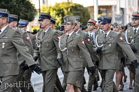 Żołnierze opanowali starówkę