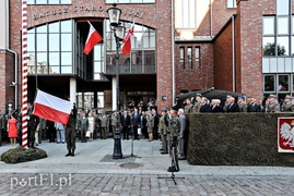 Żołnierze opanowali starówkę