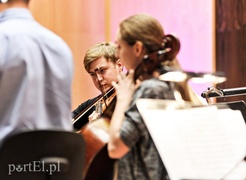 Maturzyści poważnie uzależnią się od muzyki poważnej