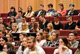 Maturzyści poważnie uzależnią się od muzyki poważnej