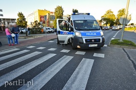 Wjechała w kobietę z dzieckiem na przejściu dla pieszych