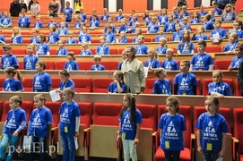 Mali studenci w krainie nauki