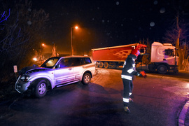 Czołówka z ciężarówką w Dąbrowie