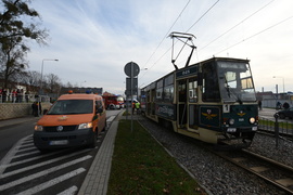 Renault zderzył się z tramwajem