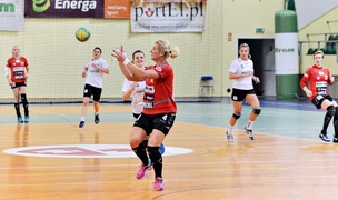 Start w 1/8 finału Challenge Cup (piłka ręczna)