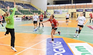 Start w 1/8 finału Challenge Cup (piłka ręczna)