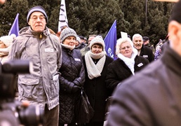 Protestowali przeciwko rządowi PiS: - Czujemy się zagrożeni