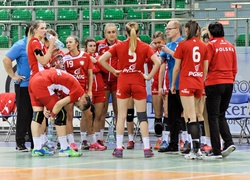 Młode kadrowiczki przegrały ze Startem (piłka ręczna)