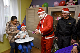Angelika i strażacy. To gorąca przyjaźń