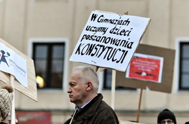 ZaKODowani na \"Nie\". Tym razem edukacja