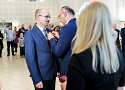 Krzyże za wolność i solidarność