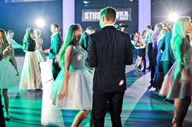 Bal mistrzów nauki, czyli studniówka III LO