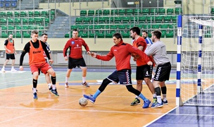 Meblarze wznowili treningi