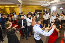 Studniówka z fotobudką, czyli tak się bawi ZST