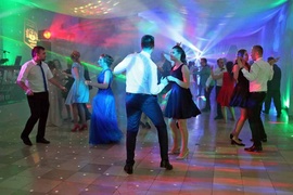 Studniówka w starym stylu
