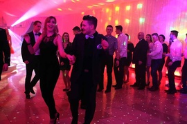 Studniówka w starym stylu