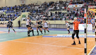 Z piekła do nieba. Szalony mecz Kram Startu! (piłka ręczna)