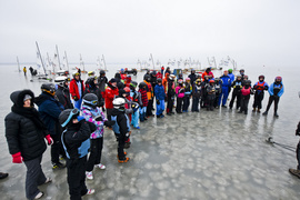 Adrenalina niesiona wiatrem, żaglem i płozami