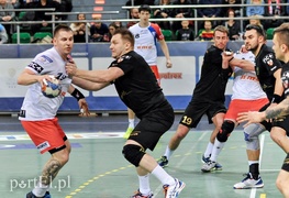 Meblarze znów słabsi tylko o jedną bramkę (piłka ręczna) Meblarze znów słabsi tylko o jedną bramkę (piłka ręczna)