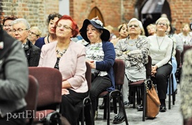 Dzień Kobiet pod znakiem kapelusza