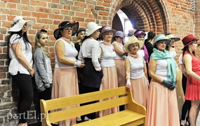 Dzień Kobiet pod znakiem kapelusza