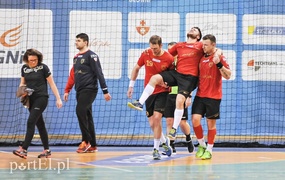 Meblarze słabsi w starciu beniaminków (piłka ręczna)