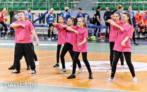 Sześć bramek zaliczki Kram Startu (piłka ręczna)