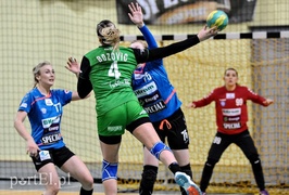 Sześć bramek zaliczki Kram Startu (piłka ręczna)