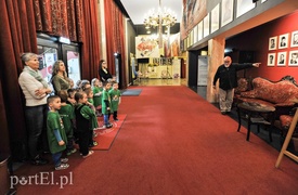 Dzieciaki za kulisami