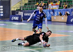 Chrobry dobił Meblarzy (piłka ręczna)