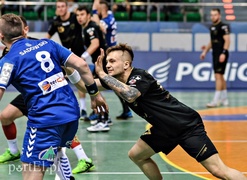 Chrobry dobił Meblarzy (piłka ręczna)