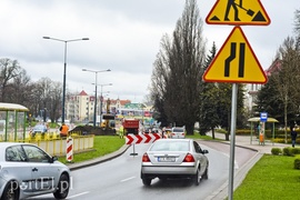 Koparka poszła w ruch, powstaje torowisko