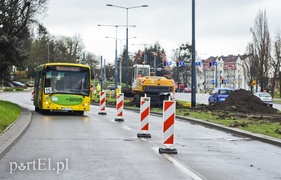 Koparka poszła w ruch, powstaje torowisko