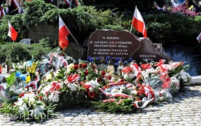 W rocznicę katastrofy smoleńskiej