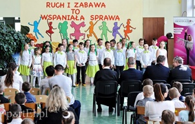 Ten plac był szkole potrzebny