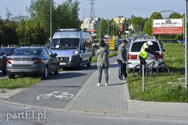 Kolizja rowerzysty z seatem na Częstochowskiej