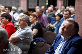 O samorządach, 500 + i prężeniu muskułów