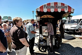 Bulwar przyciąga jedzeniem