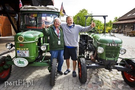 Prosta historia Williego, czyli jak 81-latek na traktorze przemierza Europę