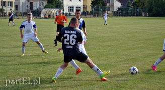 Barkas podnosi się z dna