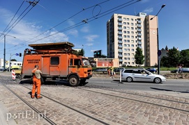 Koparką uszkodził trakcję, awaria szybko usunięta