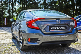 Honda Civic sedan już w sprzedaży