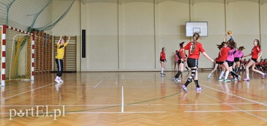 Młode szczypiornistki walczą o medale