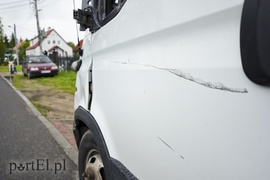 Skuterem uderzyła w samochód dostawczy