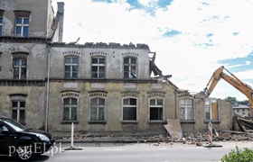Znika budynek przy Traugutta