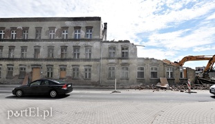 Znika budynek przy Traugutta