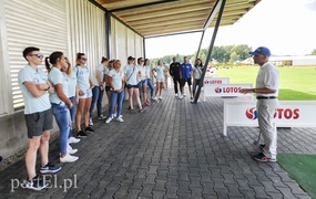 Piłkarkom Kram Startu dołki niestraszne