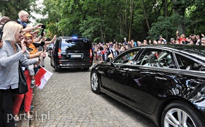 Tłumy przyjechały do Sztutowa, by witać książęcą parę