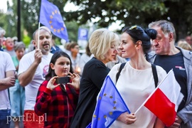 Kolejny protest przed sądem