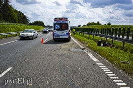 Uderzył w barierki na drodze w kierunku Gdańska